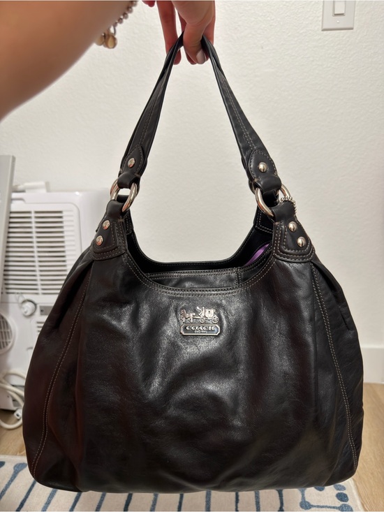 Coach Handbags - LIKE NEW!Vintage Coach Y2K Madison Maggie Shoulder Bag Metallic Black Leather XL